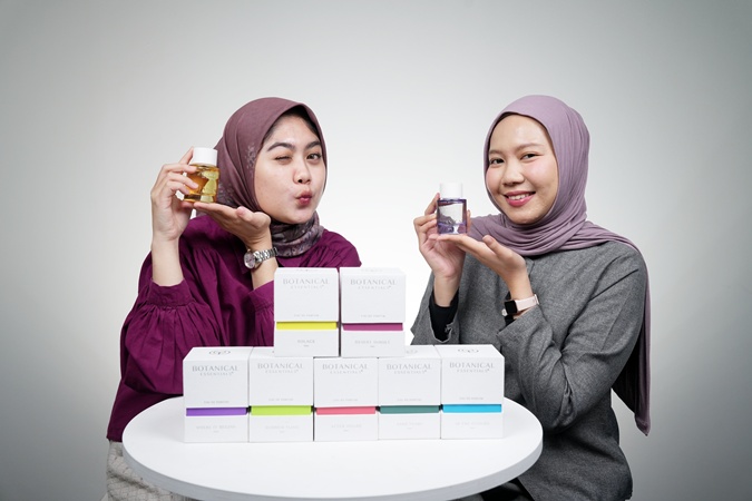 Editorial Harian Wanita – Review Lengkap Semua Varian Parfum Botanical Essentials