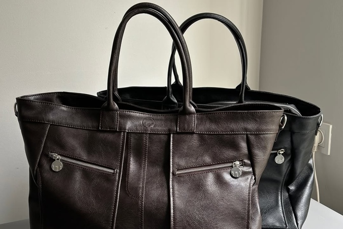 Editorial Harian Wanita – Bongkar isi ‘tas tempur’ lokal untuk pergi ke kantor!