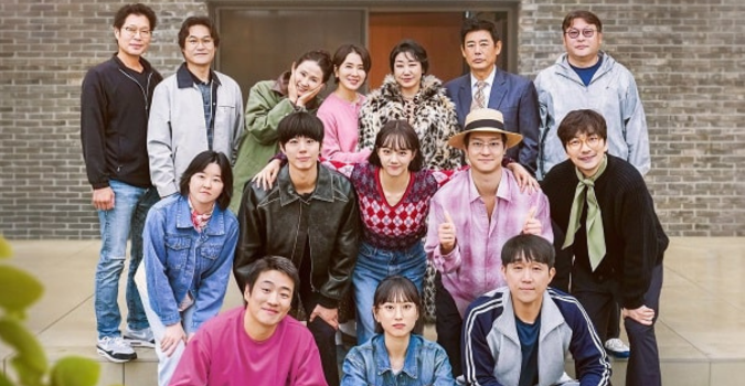 Editorial Harian Wanita – Keseruan reuni para pemeran Drakor ‘Reply 1988’ bisa kamu saksikan di Viu!