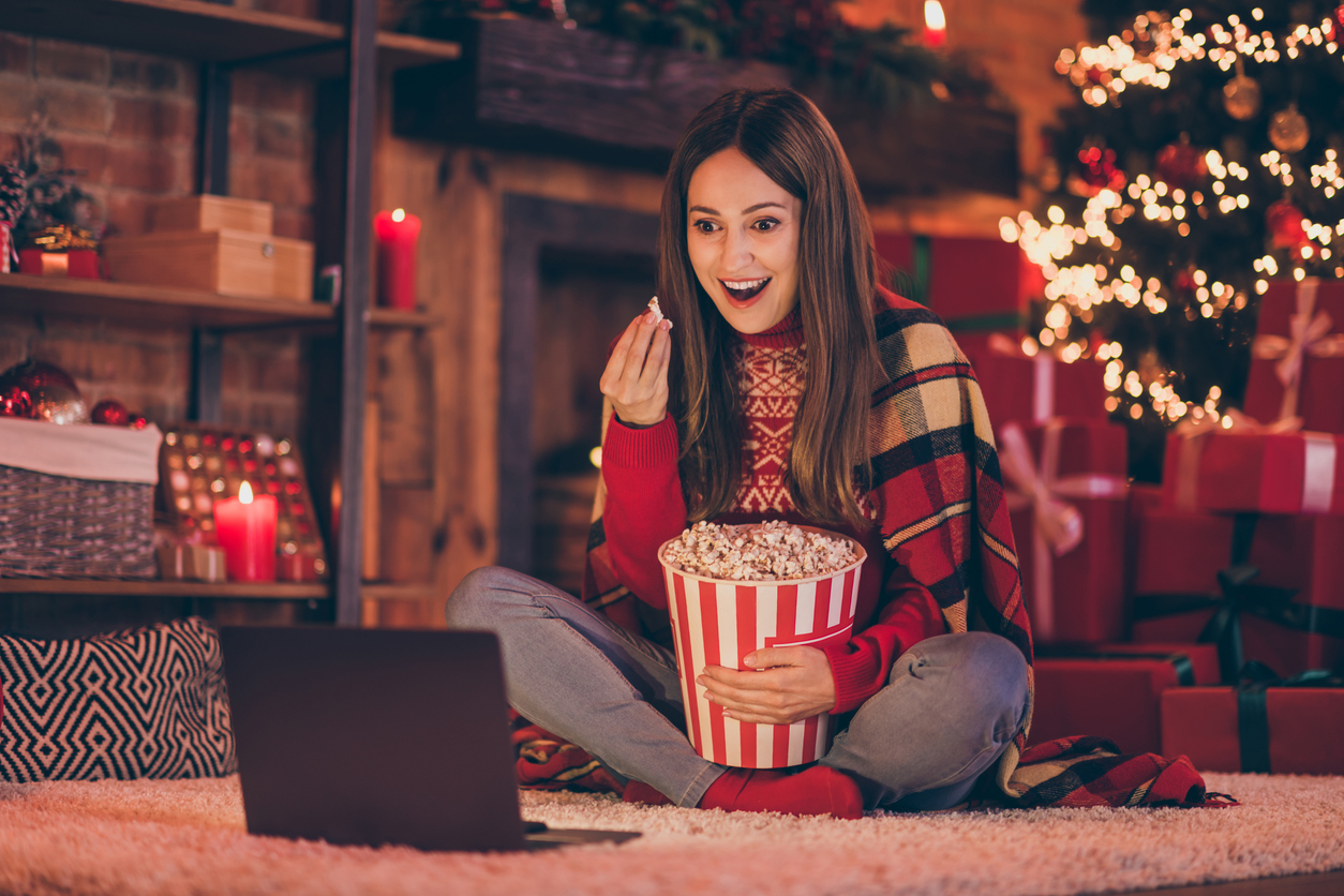 Editorial Harian Wanita – Inilah Rekomendasi Film Bernuansa Natal di Netflix yang Bisa Menemani Liburan!